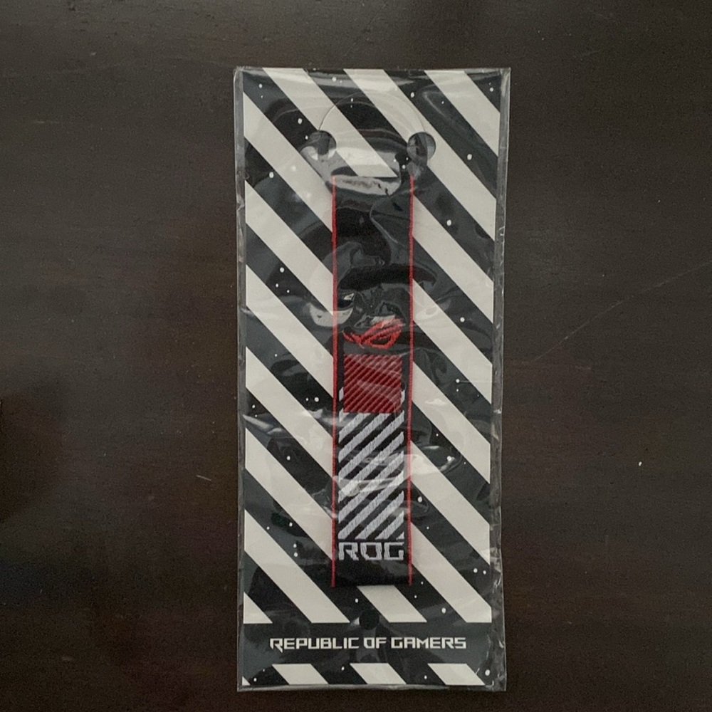 Republic of Gamers Keyring